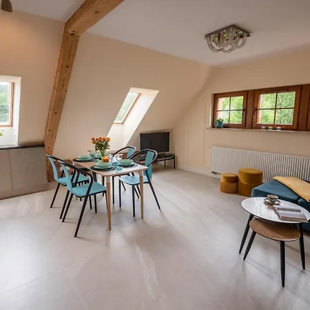 Apart-Invest Jozefina Art Deco Appartement